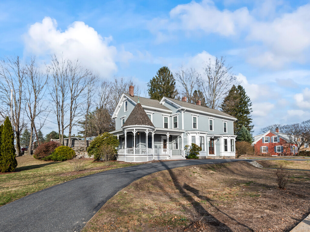 226 Wood St. , Hopkinton