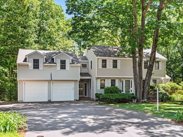 14 Running Brook Cir, Ashland